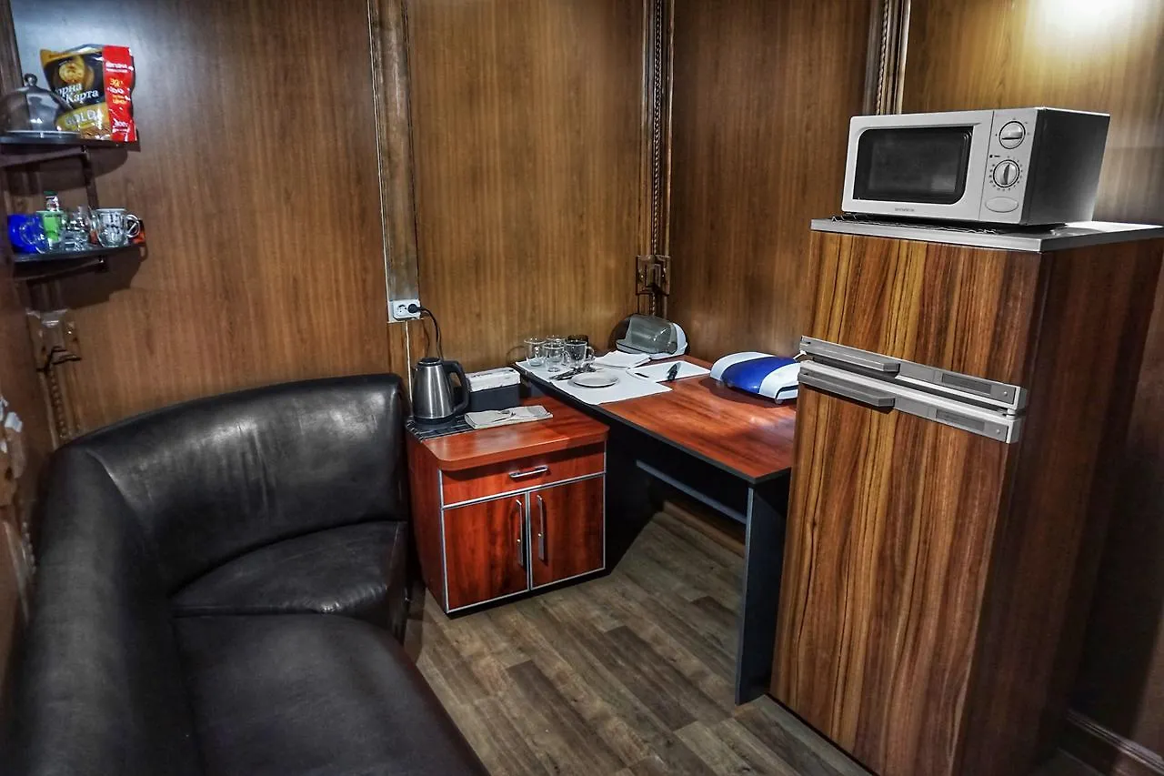 Black Wood Hostel Κίεβο 0*,