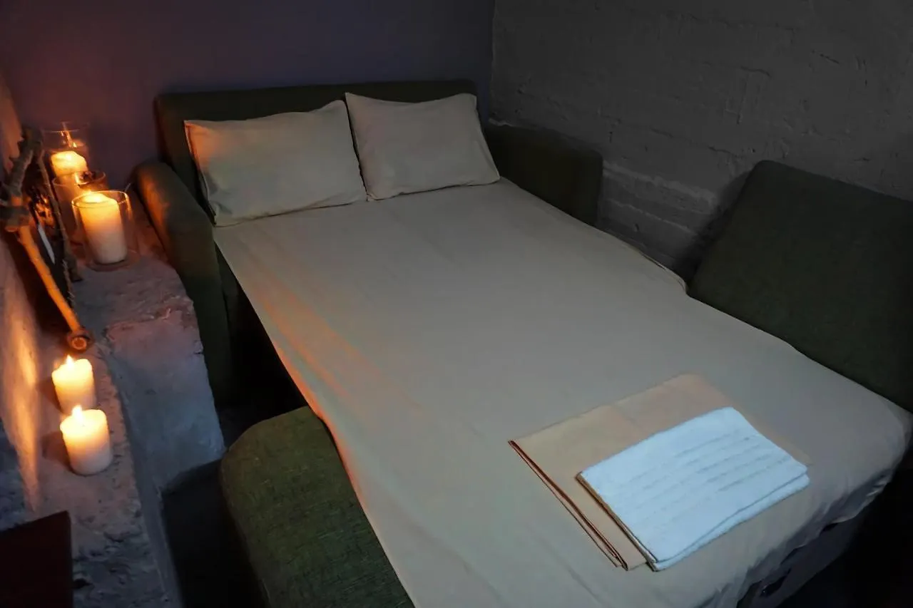 Black Wood Hostel Κίεβο Ουκρανία